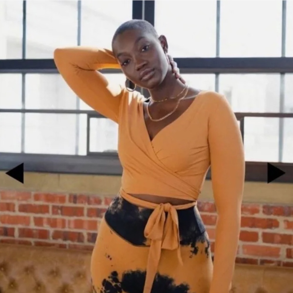 🧡 Balance Athletica Vitality Dancer Wrap Top | Flare | S - Picture 2 of 10